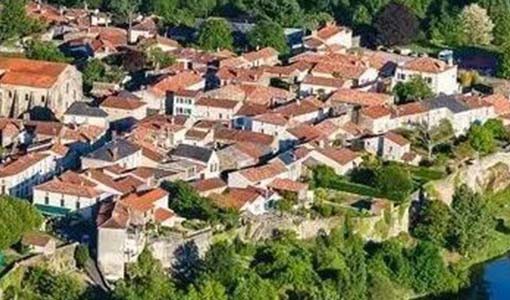 雅安回乡建别墅为什么一定要选专业乡墅公司